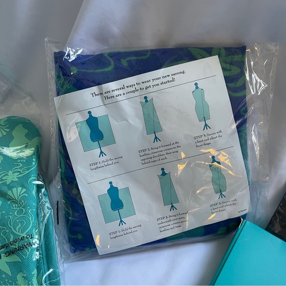 Little Mermaid Disney Drop Box - Picture 5 of 9